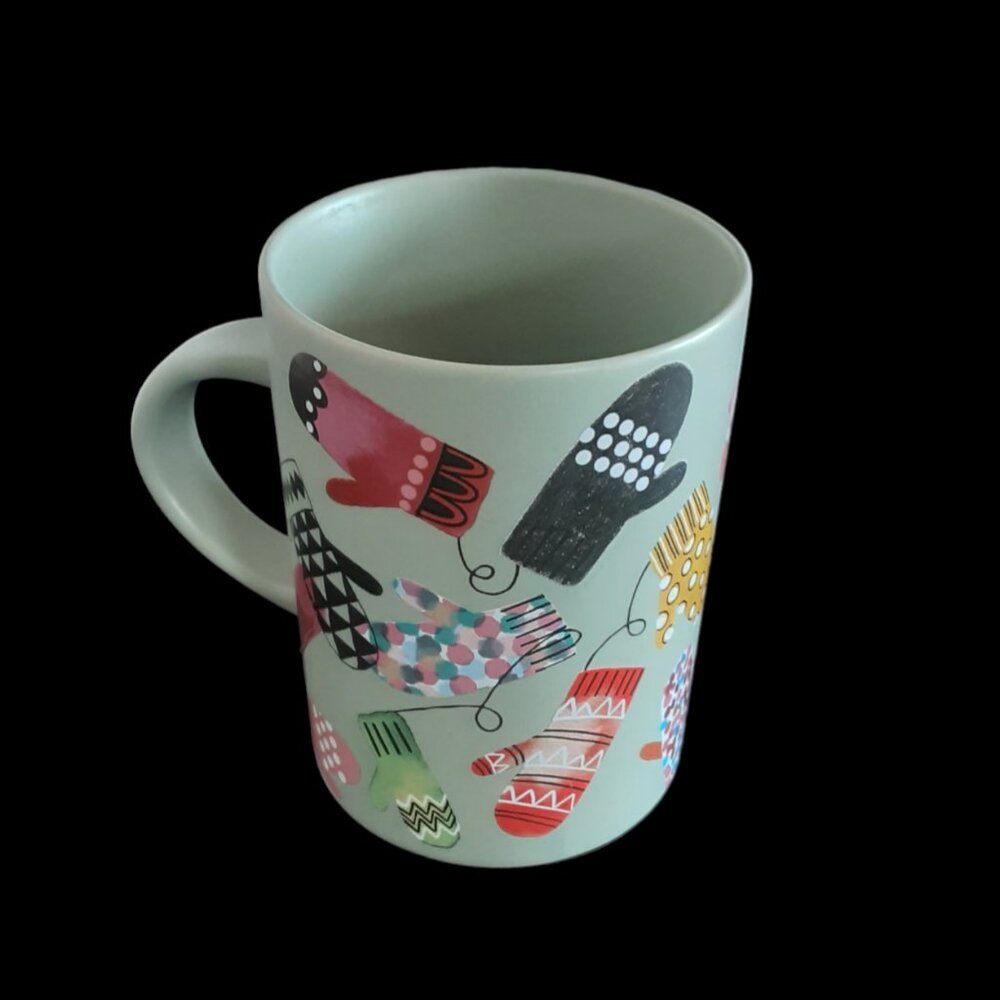 2017 Christmas Mittens Starbuck's 12 Fl Oz. Mug